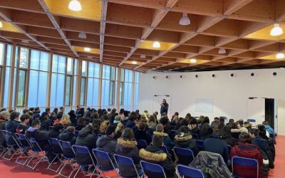 Conférence par Mr. Laurent GAY